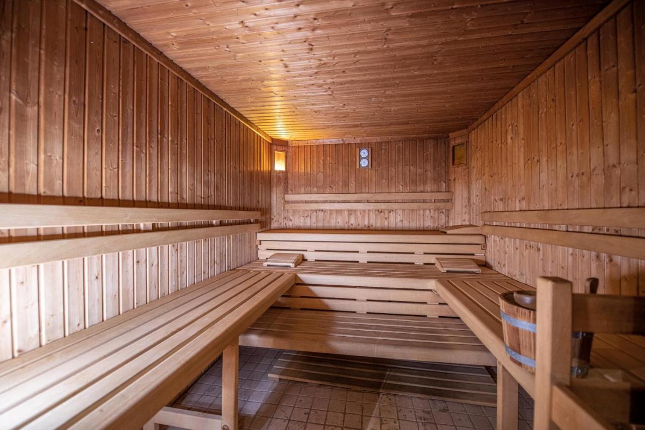 Hotel Edelweiss Braies  Zewnętrze zdjęcie